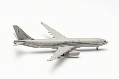 Herpa Militär Modellflugzeug Airbus A330 - French Air Force MRTT “Phénix”- Bretagne, Maßstab 1:500 - Modellbau Flugzeug, Flugzeugmodell für Sammler, Miniatur Deko, Army Flieger aus Metall von herpa