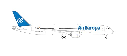 herpa Modellflugzeug Boeing 787-9 Dreamliner – Air Europa “JJ Hidalgo” Maßstab 1:500 - Modellbau Flugzeug, Flugzeugmodell für Sammler, Miniatur Deko, Flieger ohne Standfuß aus Metall herpa Modellflugzeug Boeing 787-9 Dreamliner – Air Europa “JJ Hidalgo” Maßstab 1:500 - Modellbau Flugzeug, Flugzeugmodell für Sammler, Miniatur Deko, Flieger ohne Standfuß aus Metall von herpa