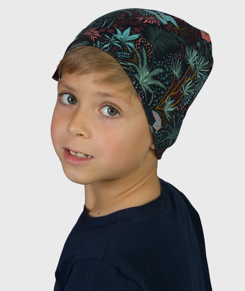Baggy Hat Tropical Flowers And Leaves von iELM