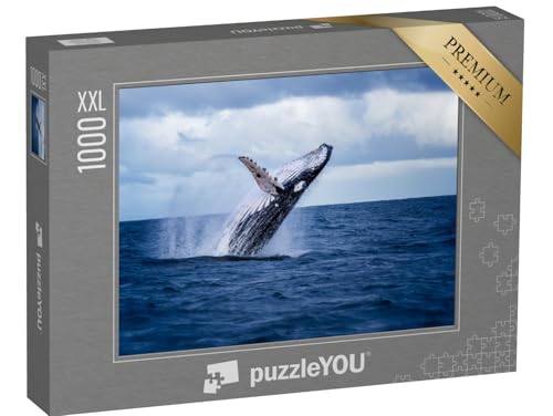 Puzzle 1000 Teile XXL „Buckelwal springt aus dem Wasser und sprüht es umher, Australien“ – aus der Puzzle-Kollektion Wale von puzzleYOU