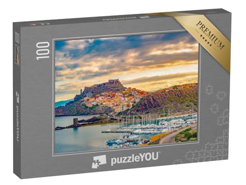 puzzleYOU: Puzzle 100 Teile „Gasse von Castelsardo, Sardinien, Italien“ – aus der Puzzle-Kollektion Sardinien von puzzleYOU