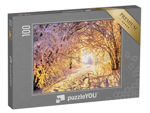 puzzleYOU: Puzzle 100 Teile „Winterlandschaft mit Schnee und Sonnenuntergang“ – aus der Puzzle-Kollektion Winter, Himmel & Jahreszeiten von puzzleYOU