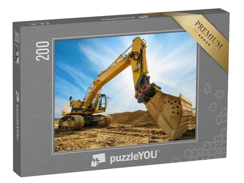 puzzleYOU: Puzzle 200 Teile „Großer Bagger auf Neuer Baustelle vor dem blauen Himmel“ – aus der Puzzle-Kollektion Bagger von puzzleYOU