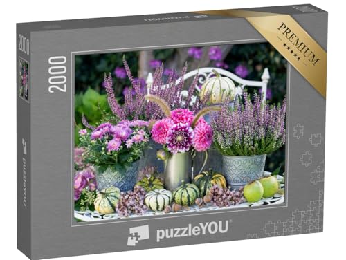 puzzleYOU: Puzzle 2000 Teile „Gartendekoration aus rosa Dahlien, Herbstblumen und Kürbissen“ – aus der Puzzle-Kollektion Garten von puzzleYOU