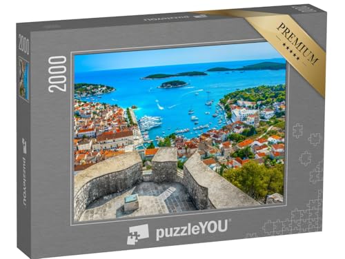 puzzleYOU: Puzzle 2000 Teile „Luftaufnahme am Archipel vor der Stadt Hvar, Kroatien“ – aus der Puzzle-Kollektion Kroatien, Mittelmeer von puzzleYOU