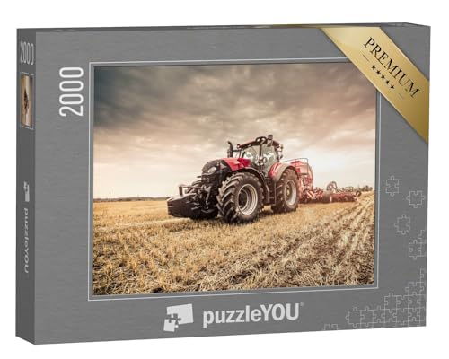 puzzleYOU: Puzzle 2000 Teile „Roter Traktor bei der Feldarbeit“ – aus der Puzzle-Kollektion Traktoren, Landwirtschaft von puzzleYOU