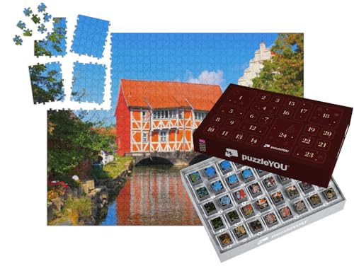 puzzleYOU: Puzzle-Adventskalender | „die Altstadt von Wismar in Norddeutschland, das rote Haus“ – aus der Puzzle-Kollektion Wismar, Regionale Puzzles Deutschland von puzzleYOU